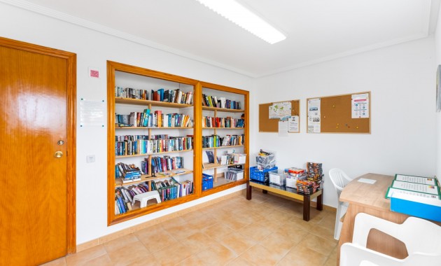 Herverkoop - Bungalow -
Orihuela Costa - Villamartin