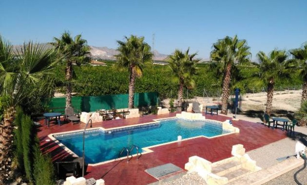 Herverkoop - Villa -
La Matanza