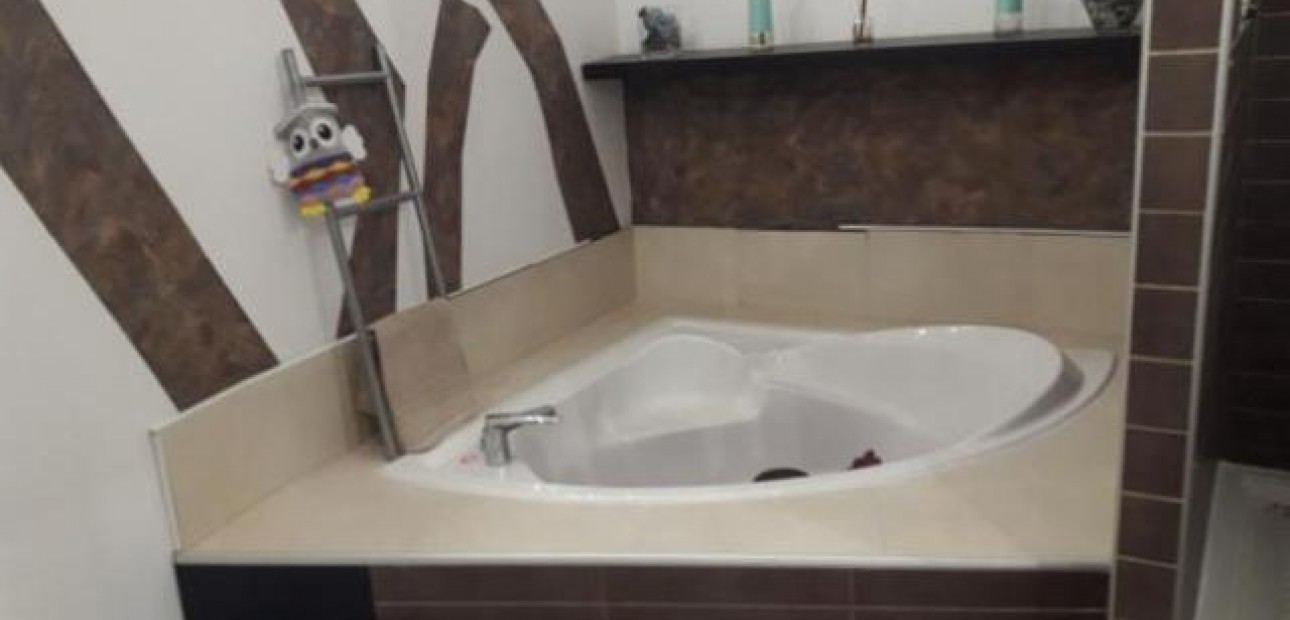 Herverkoop - Villa -
La Matanza