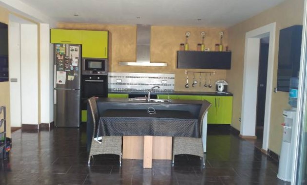 Herverkoop - Villa -
La Matanza