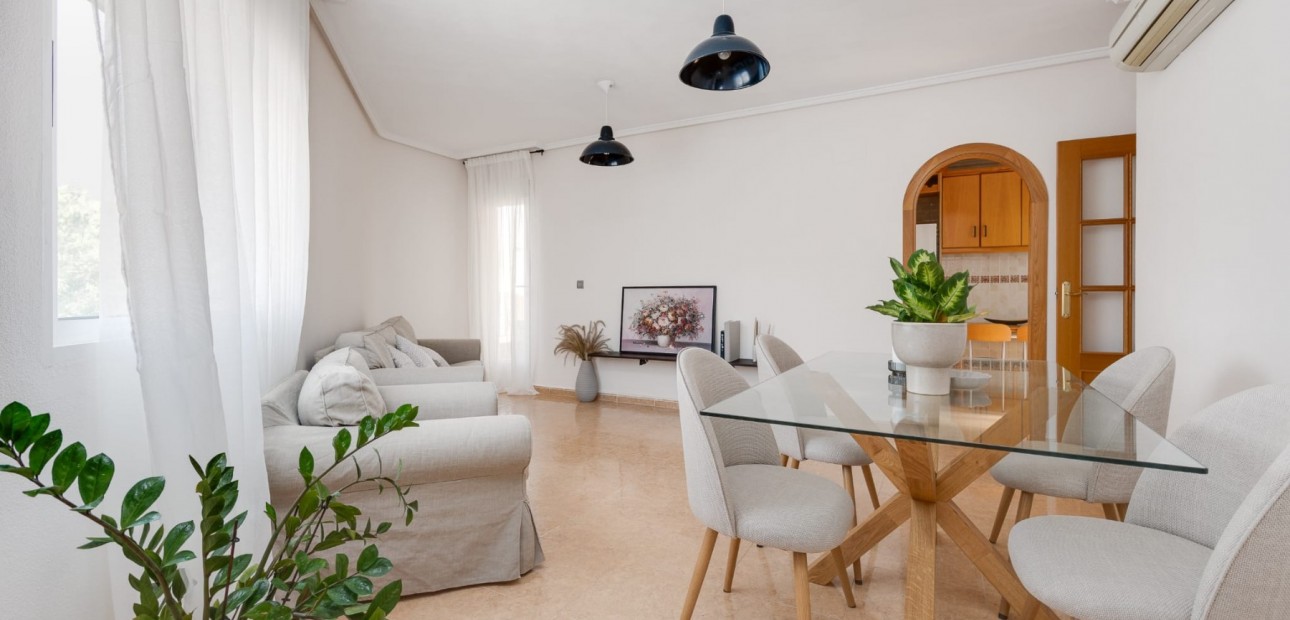 Herverkoop - Appartement / flat -
Jacarilla