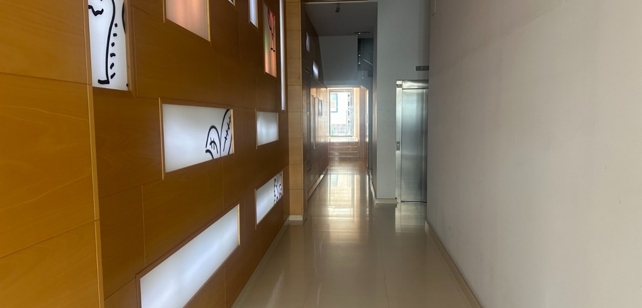 Herverkoop - Office -
San Pedro del Pinatar