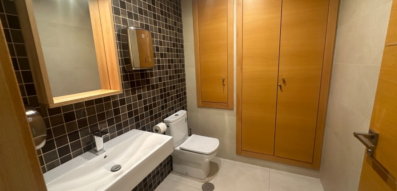 Herverkoop - Office -
San Pedro del Pinatar