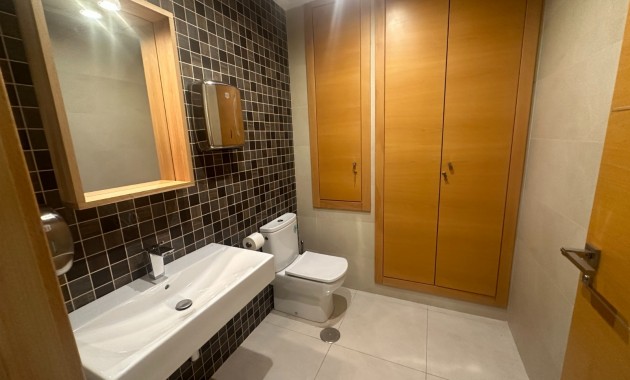 Herverkoop - Office -
San Pedro del Pinatar