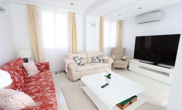 Sale - Villa -
Cabo Roig - Costa blanca