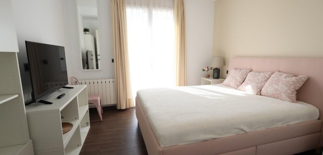 Sale - Villa -
Cabo Roig - Costa blanca