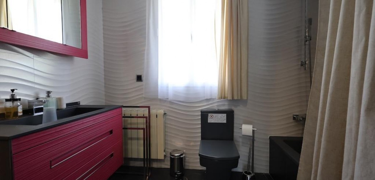 Sale - Villa -
Cabo Roig - Costa blanca