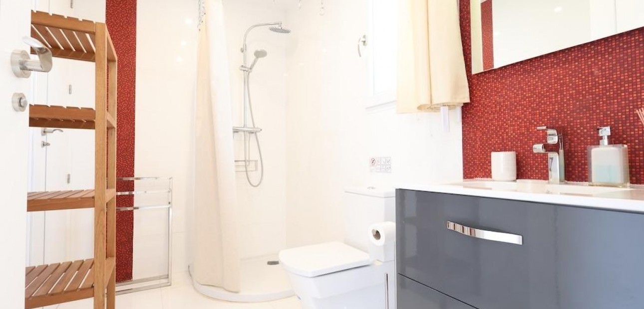 Sale - Villa -
Cabo Roig - Costa blanca