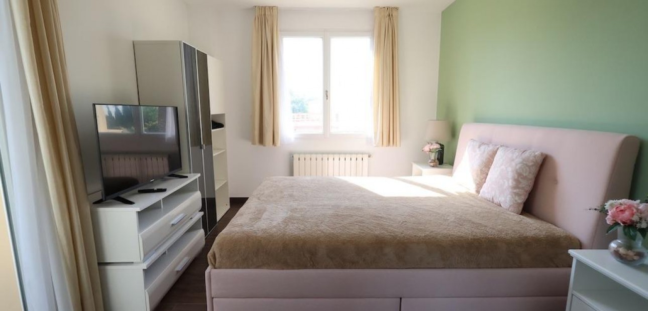 Sale - Villa -
Cabo Roig - Costa blanca