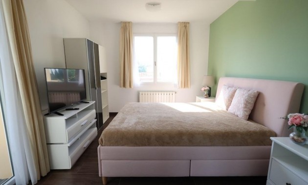 Sale - Villa -
Cabo Roig - Costa blanca