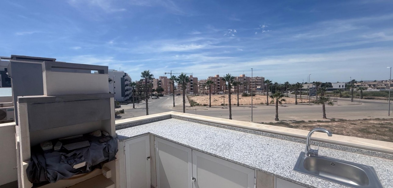 Venta - Bungalow -
Guardamar del Segura - EL RASO