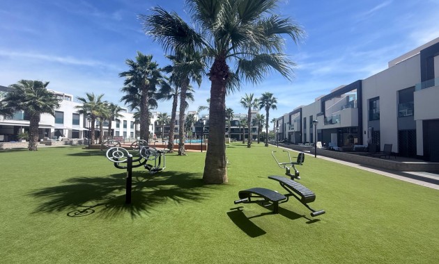 Venta - Bungalow -
Guardamar del Segura - EL RASO