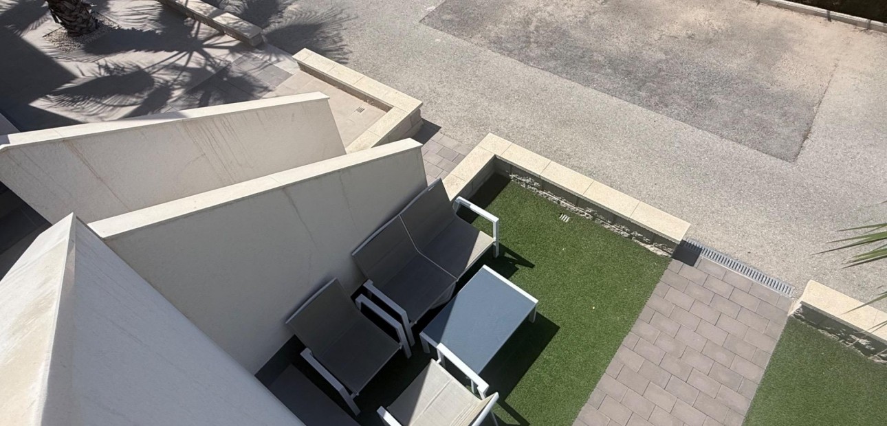 Venta - Bungalow -
Guardamar del Segura - EL RASO