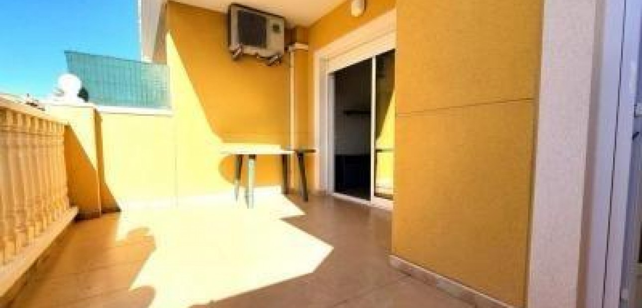 Herverkoop - Appartement / flat -
Torrevieja - Torreblanca