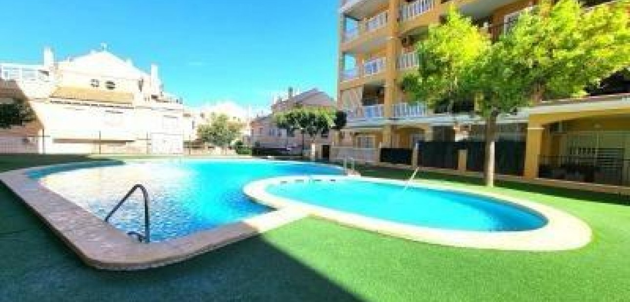 Herverkoop - Appartement / flat -
Torrevieja - Torreblanca