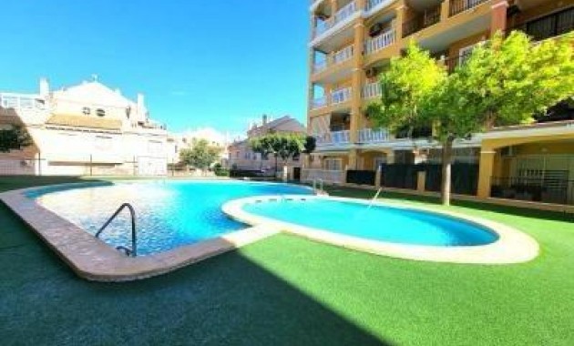 Herverkoop - Appartement / flat -
Torrevieja - Torreblanca