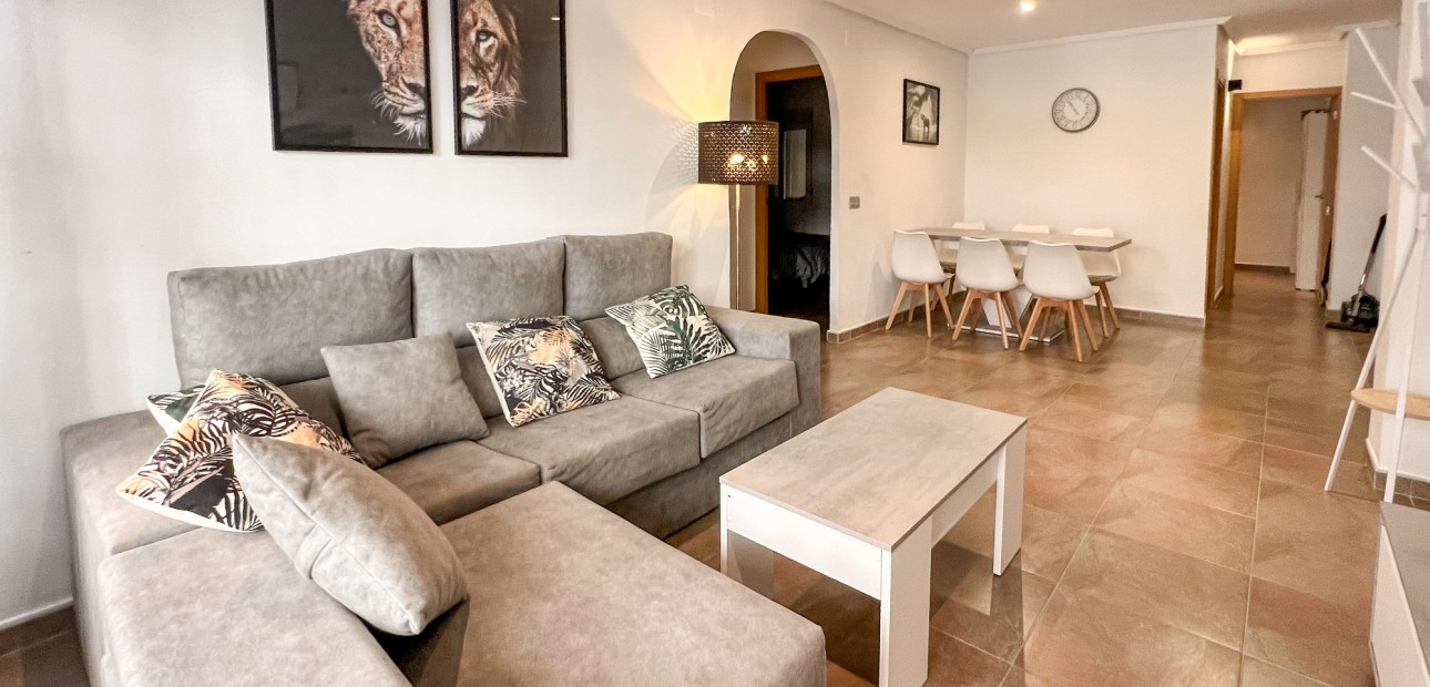 Herverkoop - 1. Apartment / flat -
Playa Del Cura - Torrevieja