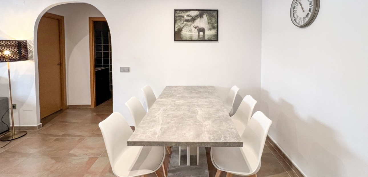 Herverkoop - 1. Apartment / flat -
Playa Del Cura - Torrevieja