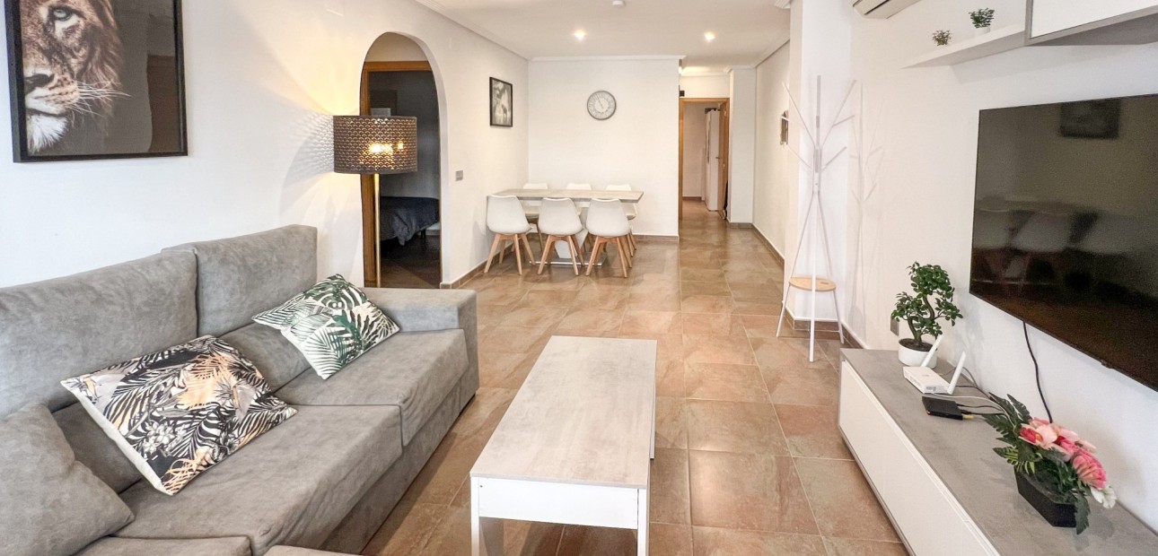 Herverkoop - 1. Apartment / flat -
Playa Del Cura - Torrevieja