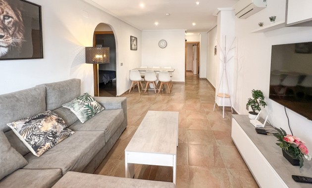 Herverkoop - 1. Apartment / flat -
Playa Del Cura - Torrevieja