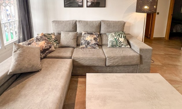 Herverkoop - 1. Apartment / flat -
Playa Del Cura - Torrevieja