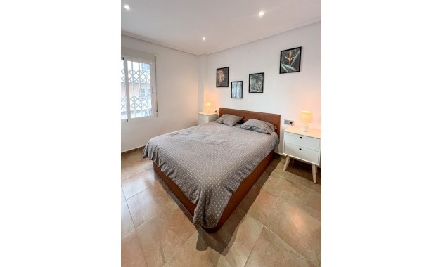 Herverkoop - 1. Apartment / flat -
Playa Del Cura - Torrevieja