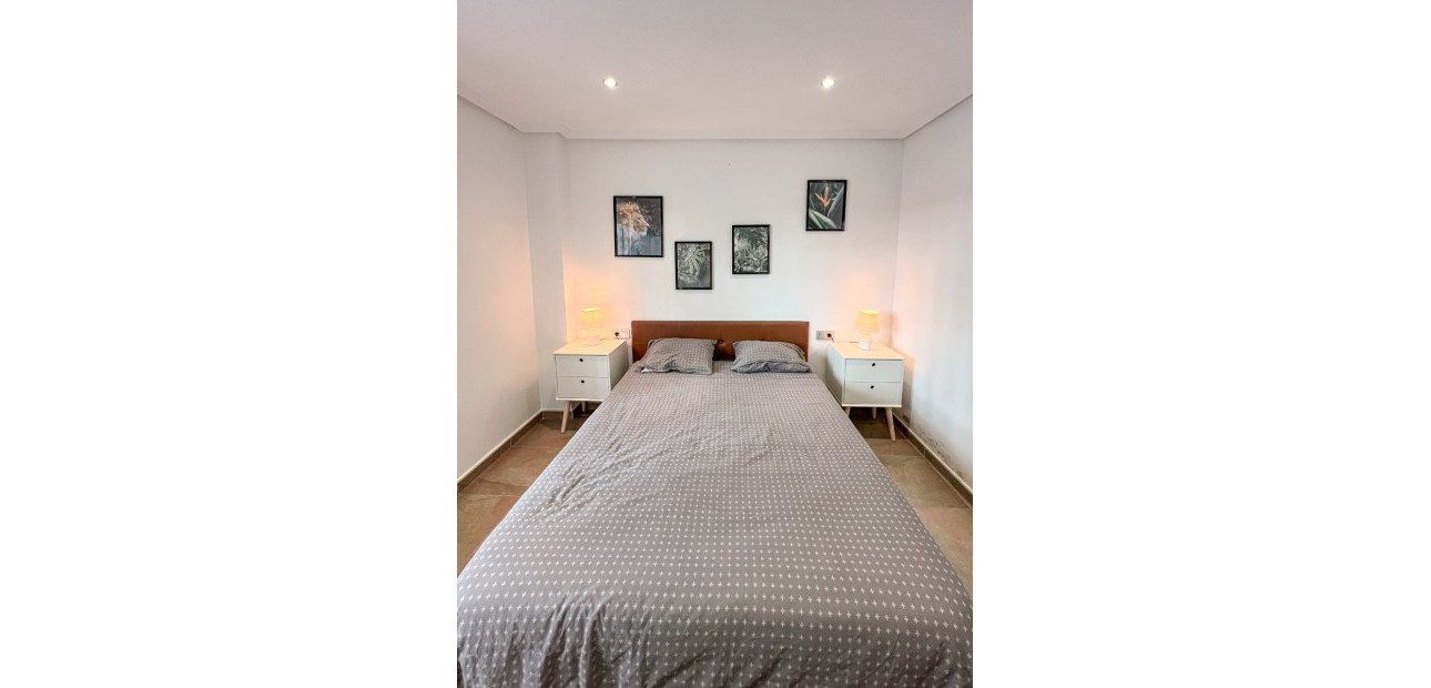 Herverkoop - 1. Apartment / flat -
Playa Del Cura - Torrevieja