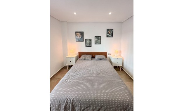 Herverkoop - 1. Apartment / flat -
Playa Del Cura - Torrevieja