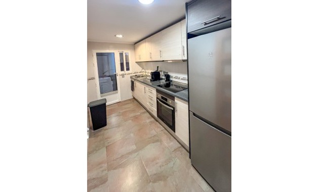 Herverkoop - 1. Apartment / flat -
Playa Del Cura - Torrevieja