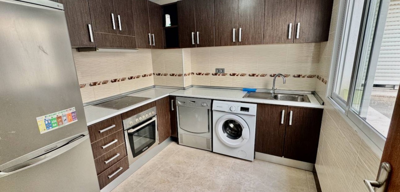 Herverkoop - Appartement / flat -
Benijofar