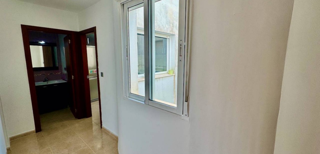 Herverkoop - Appartement / flat -
Benijofar