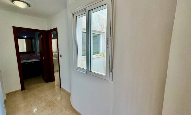 Herverkoop - Appartement / flat -
Benijofar