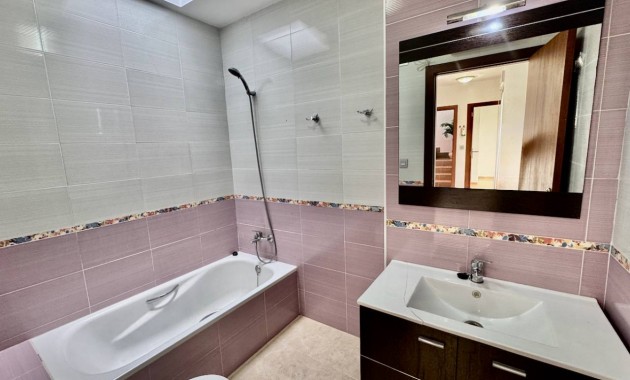 Herverkoop - Appartement / flat -
Benijofar