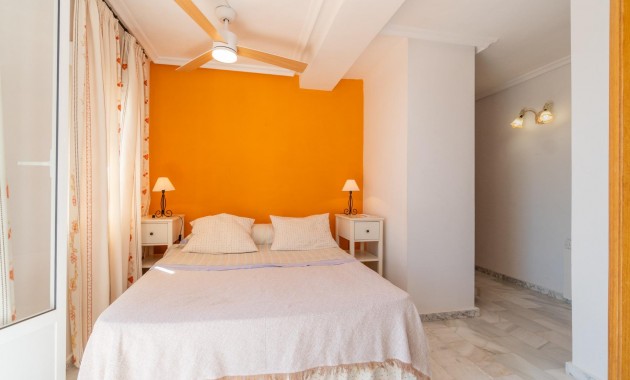 Herverkoop - Villa -
Orihuela Costa - La Zenia