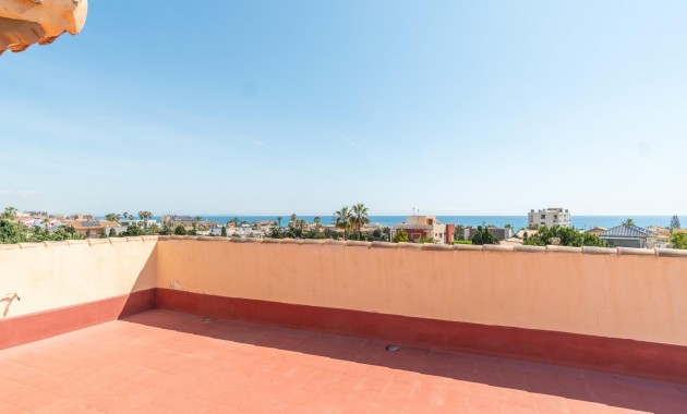 Herverkoop - Villa -
Orihuela Costa - La Zenia