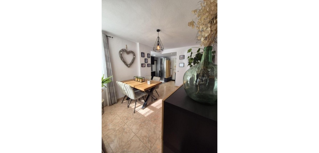 Sale - Apartment / flat -
l'Alfas del Pi - Pueblo