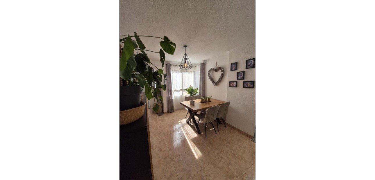 Sale - Apartment / flat -
l'Alfas del Pi - Pueblo