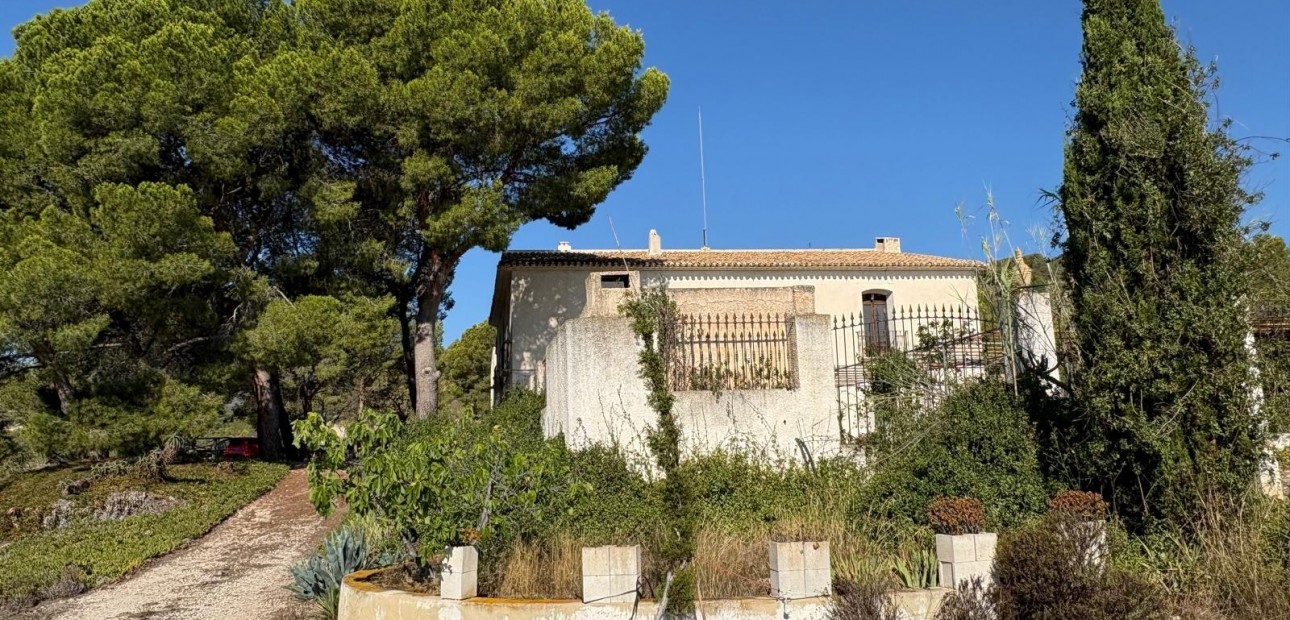 Herverkoop - Country House -
Villajoyosa - El Secanet - Hacienda del Sol