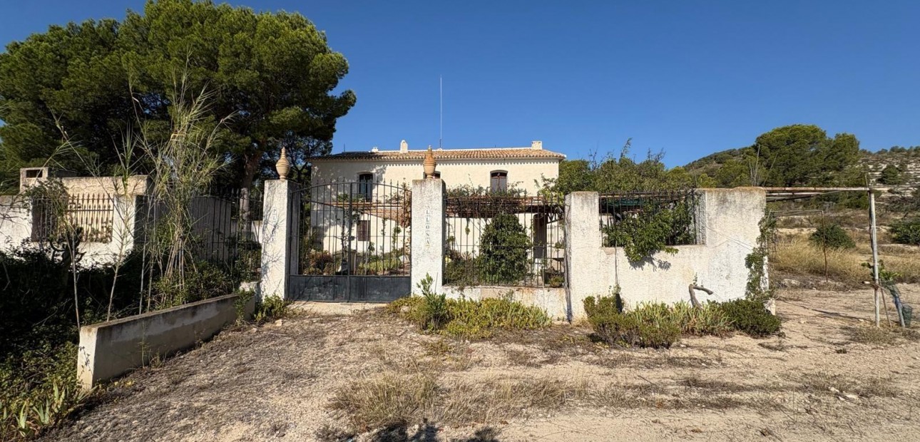 Herverkoop - Country House -
Villajoyosa - El Secanet - Hacienda del Sol