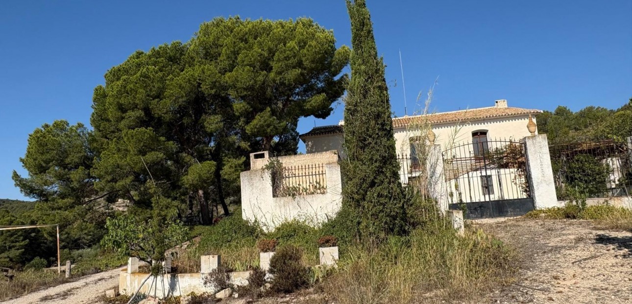 Herverkoop - Country House -
Villajoyosa - El Secanet - Hacienda del Sol