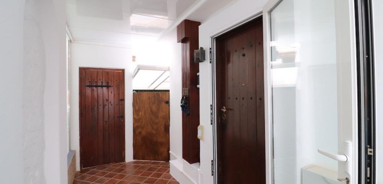 Sale - Villa -
Orihuela Costa - Montezenia