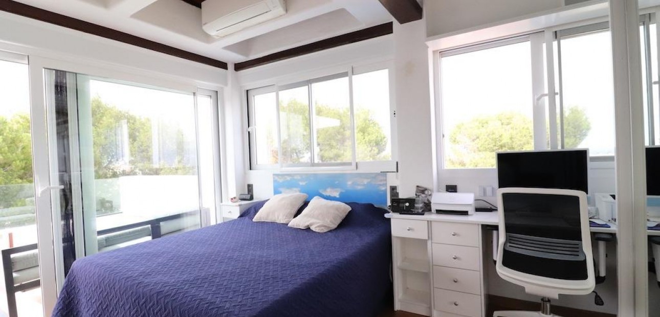 Sale - Villa -
Orihuela Costa - Montezenia