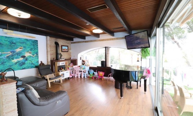 Sale - Villa -
Orihuela Costa - Montezenia