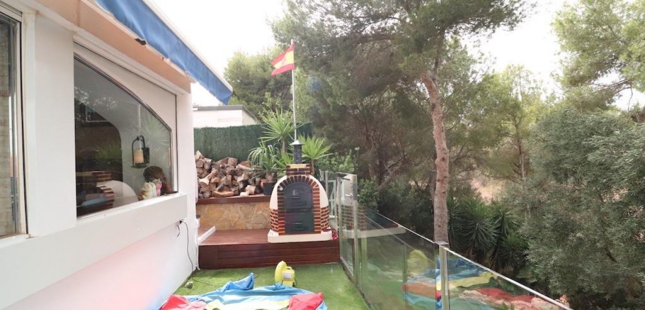 Sale - Villa -
Orihuela Costa - Montezenia