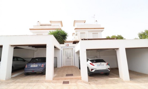 Sale - Villa -
Orihuela Costa - Montezenia