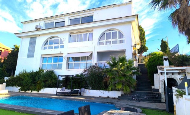 Sale - Villa -
Benidorm - Playa de Levante