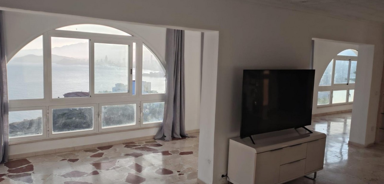 Sale - Villa -
Benidorm - Playa de Levante