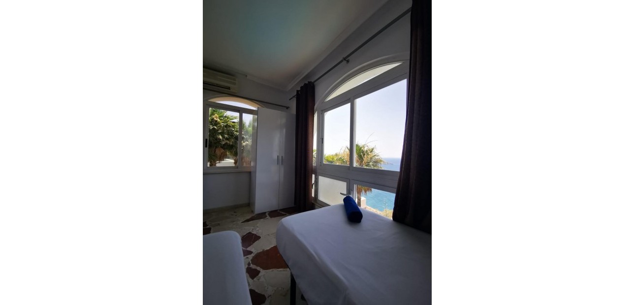 Sale - Villa -
Benidorm - Playa de Levante