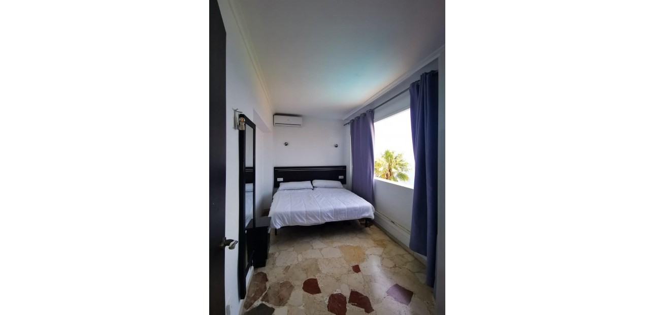 Sale - Villa -
Benidorm - Playa de Levante