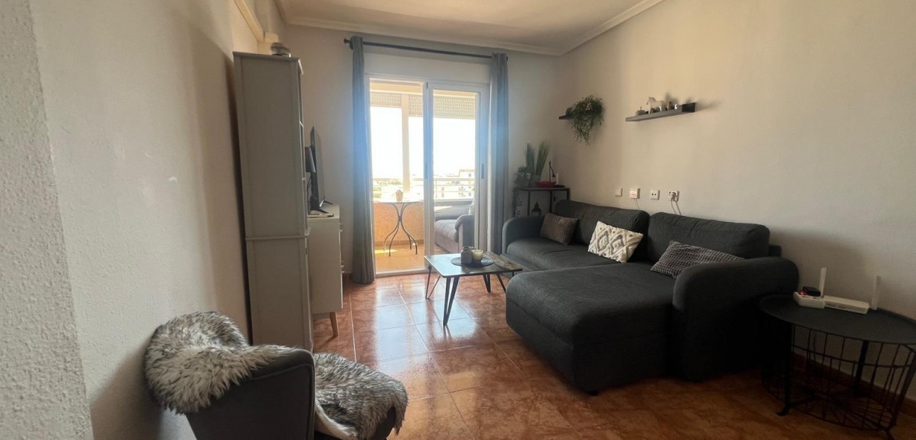Herverkoop - Appartement / flat -
Torrevieja - Playa de los locos